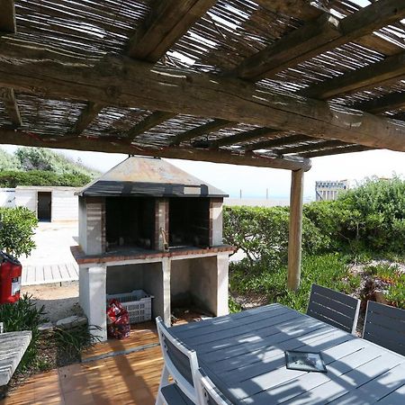 Appartements Acces Prive Plage De La Bergerie Hyères Eksteriør billede