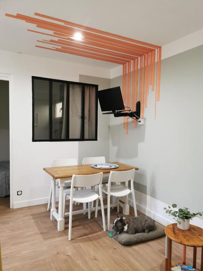 Appartements Acces Prive Plage De La Bergerie Hyères Eksteriør billede