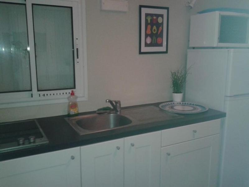 Appartements Acces Prive Plage De La Bergerie Hyères Eksteriør billede